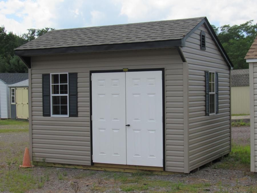 10x12 Quaker