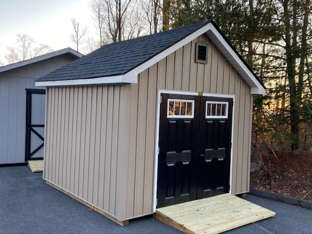 10x10 Cape Cod Board n Baton