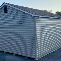 10x16 Quaker