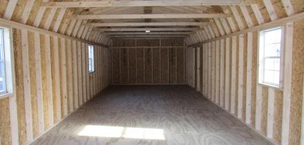 1 car garage with car