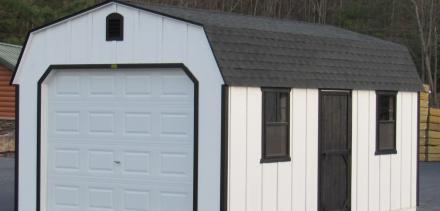 1 car garage with car